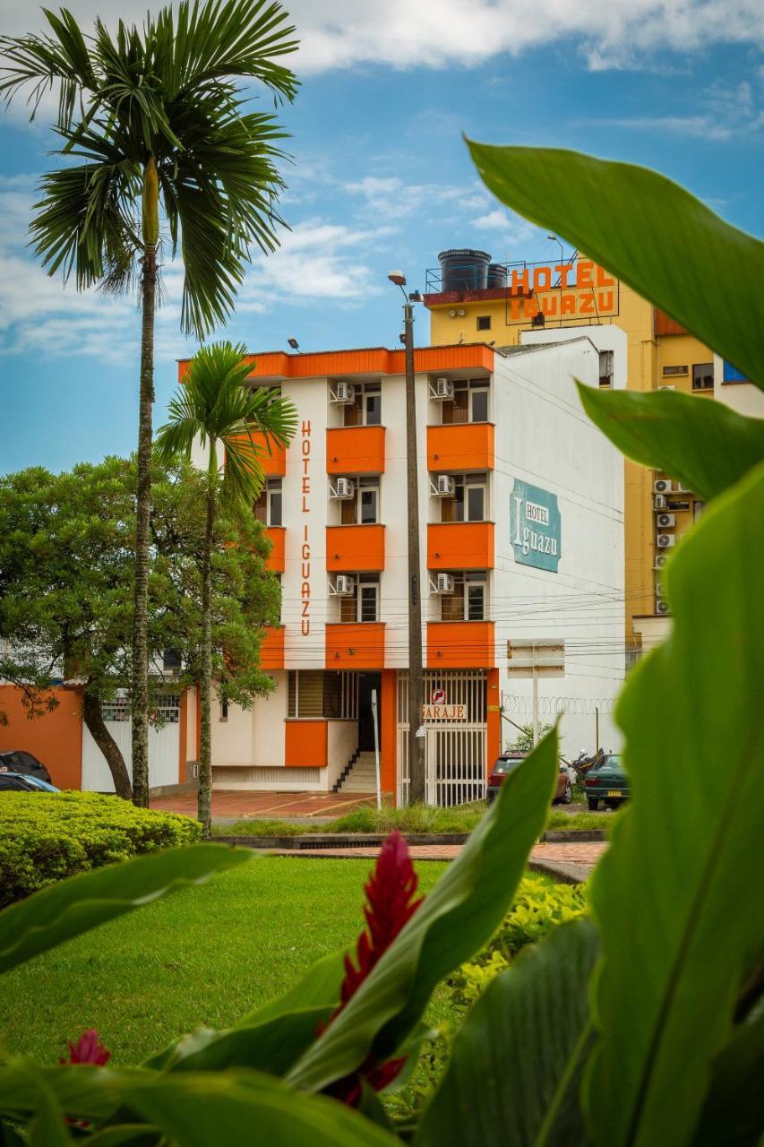 Hotel Iguazu Villavicencio Eksteriør bilde