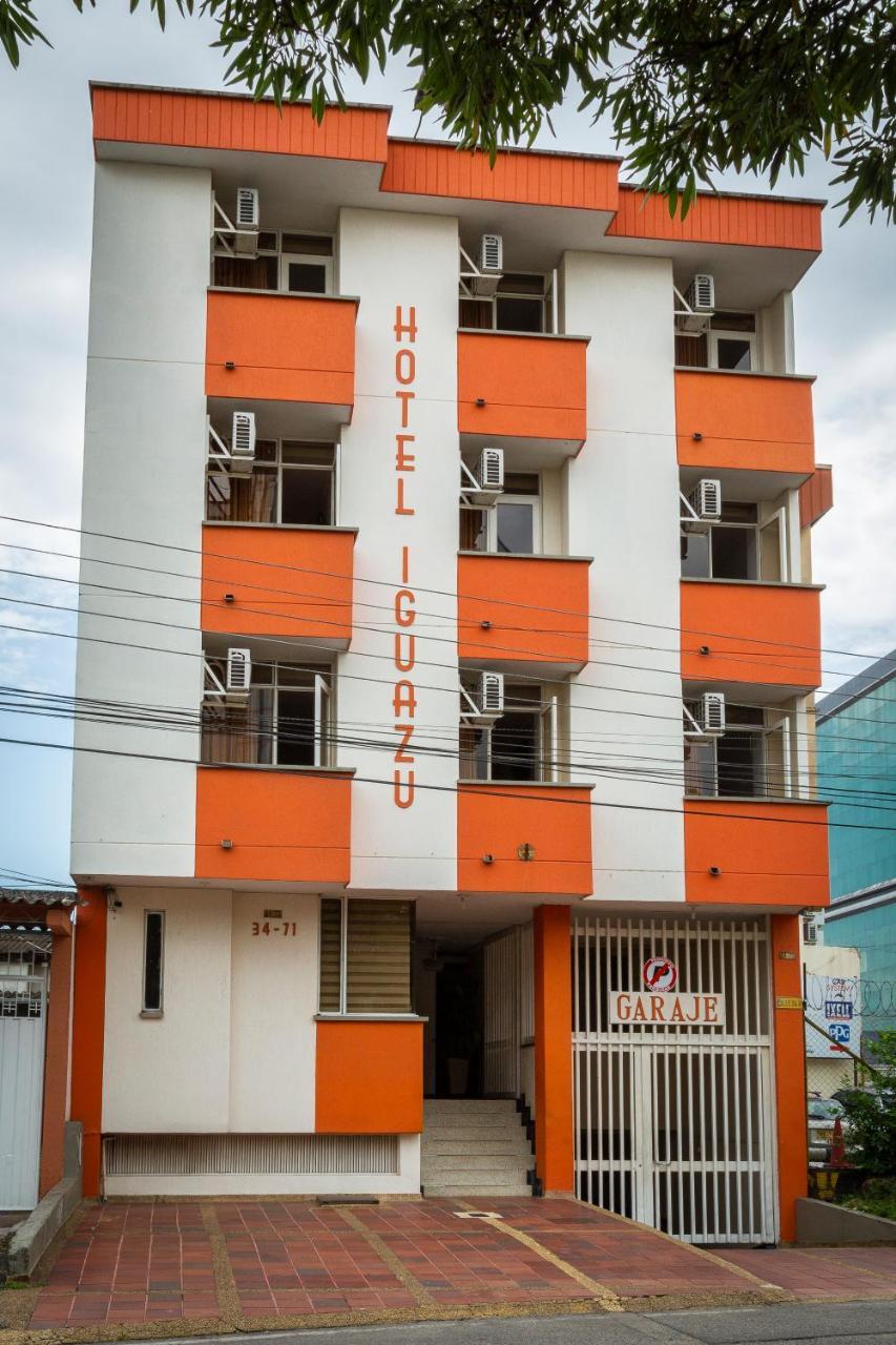 Hotel Iguazu Villavicencio Eksteriør bilde